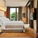 Bvlgari Hotel 5*