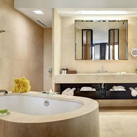 Hotel Bvlgari 5*