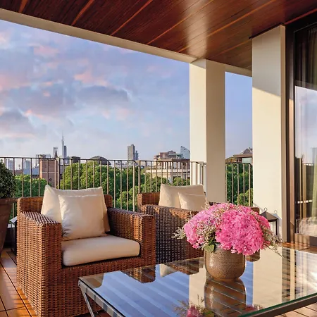 Hotel Bvlgari 5*